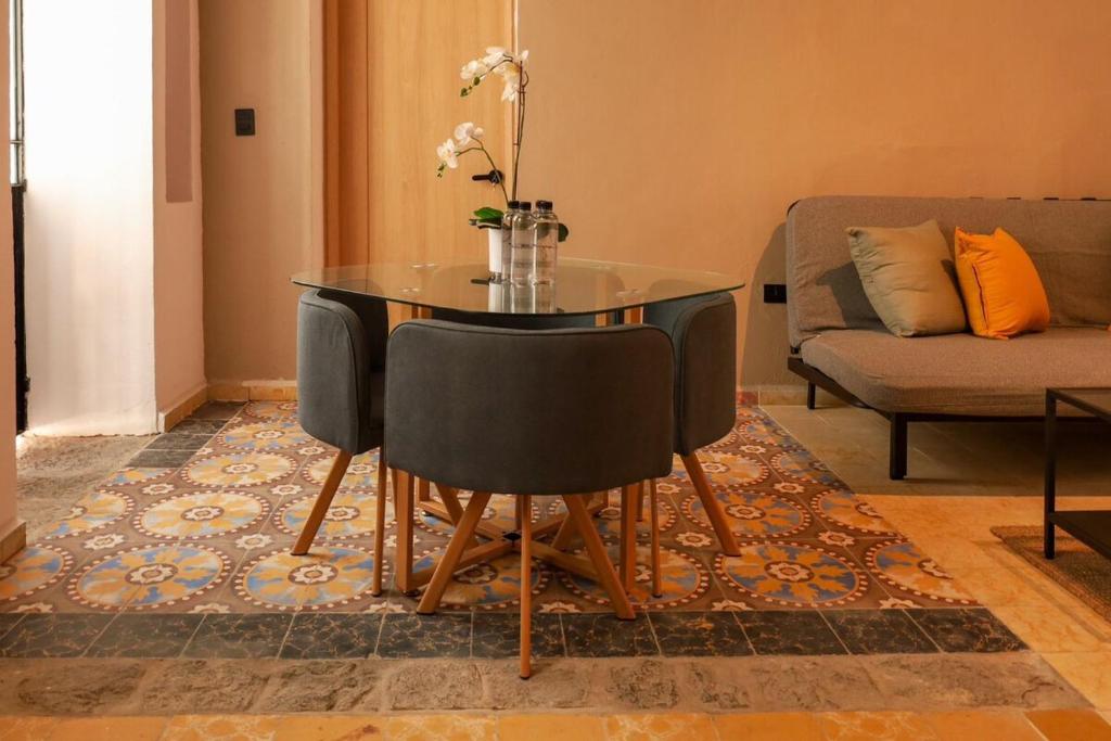 Apartment 212-5 ACASO 212 - 4