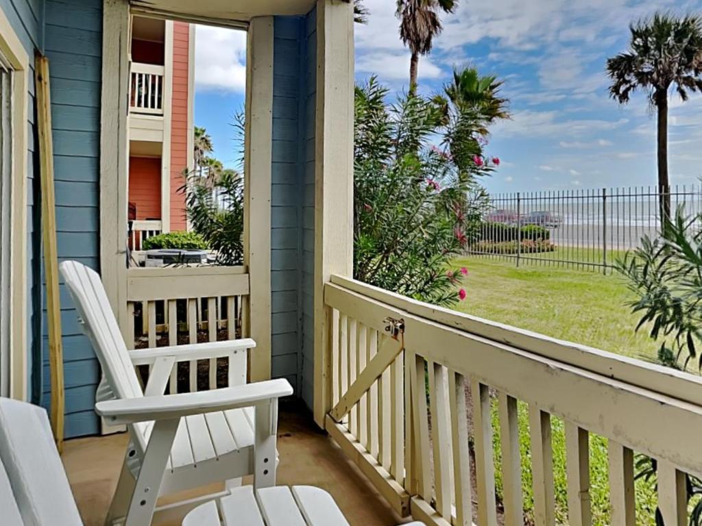 First Light - Dawn 613, Galveston