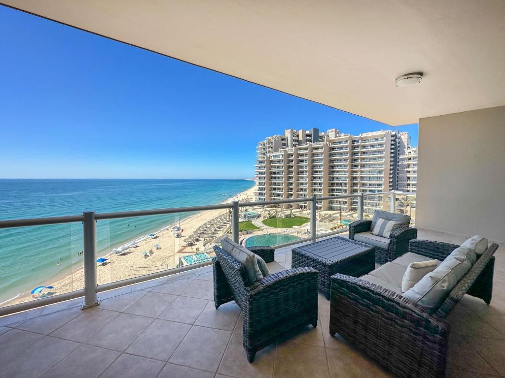 Beach Bliss Retreat Beachfront Condo - 3