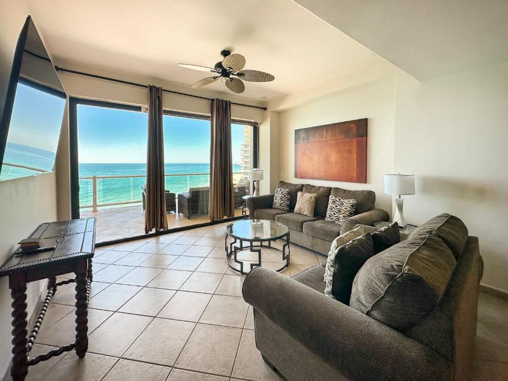 Beach Bliss Retreat Beachfront Condo - 4
