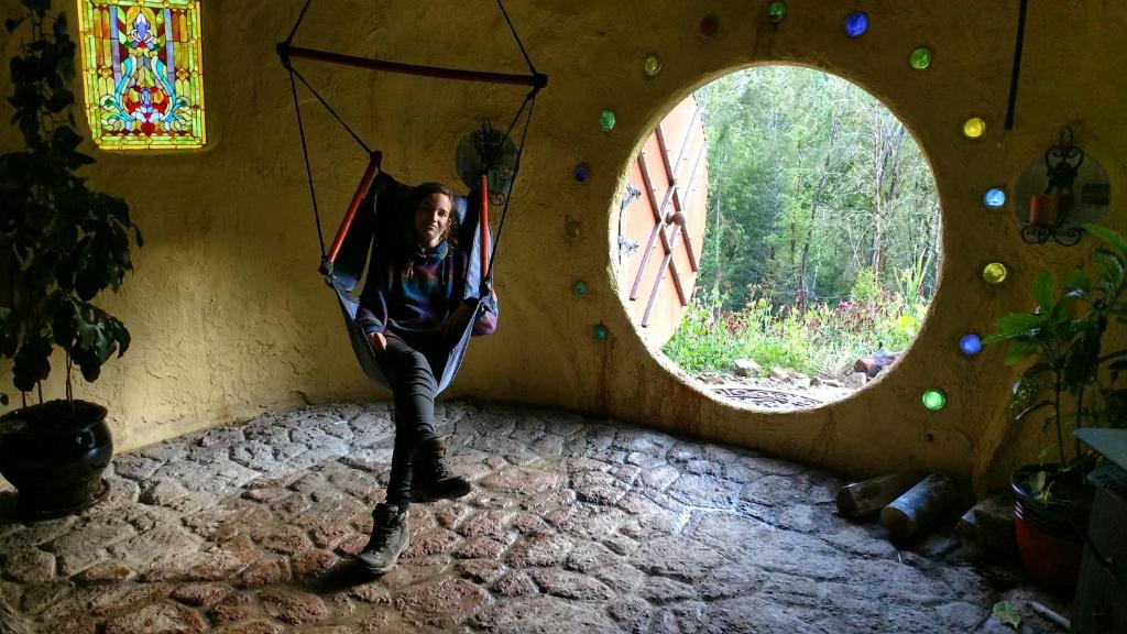 5. Hobbit H..