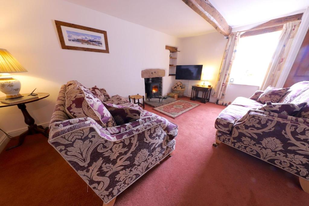 Beckside Cottage 21 miles to Windermere, Middleton