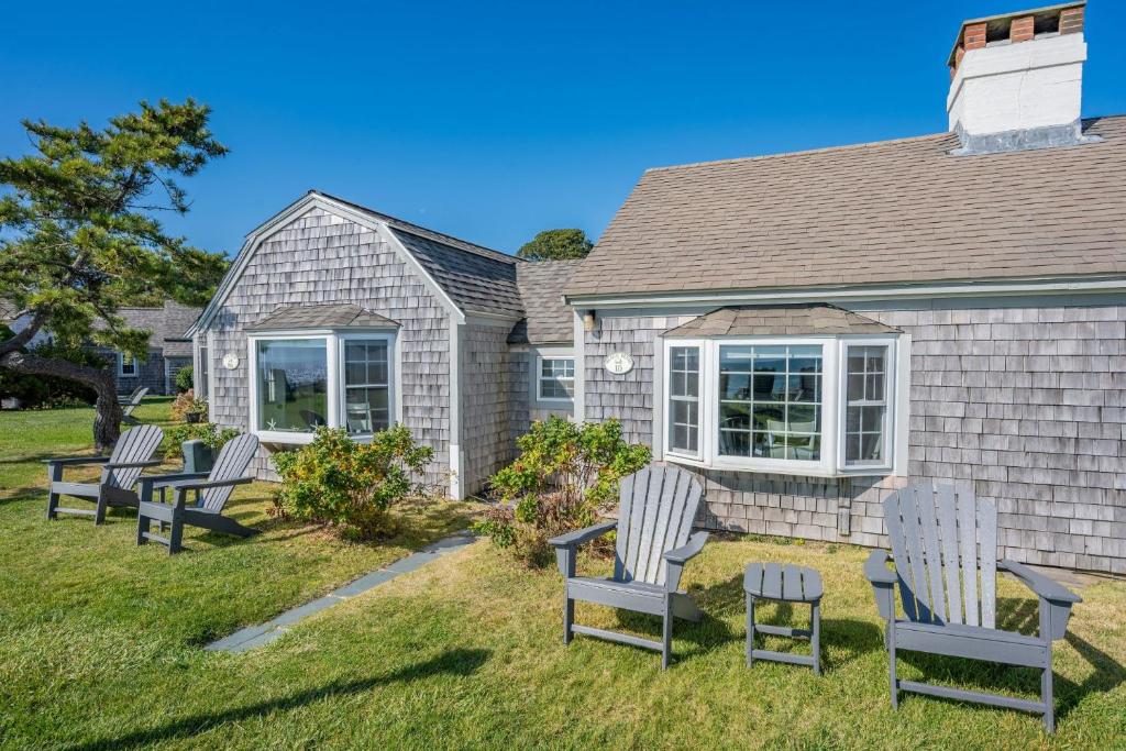 Seaside Cottages - Cottage 10B - Beach Plum and Sea Rose, South Yarmouth