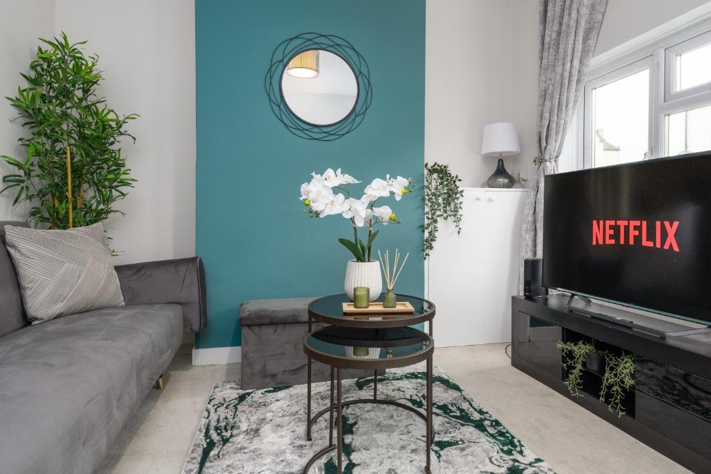 Rochester Retreat - Charming 3 Bedroom House, Rochester