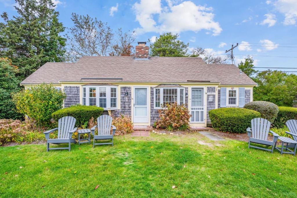 Seaside Cottages - Cottage 39 - Lighthouse Too, South Yarmouth