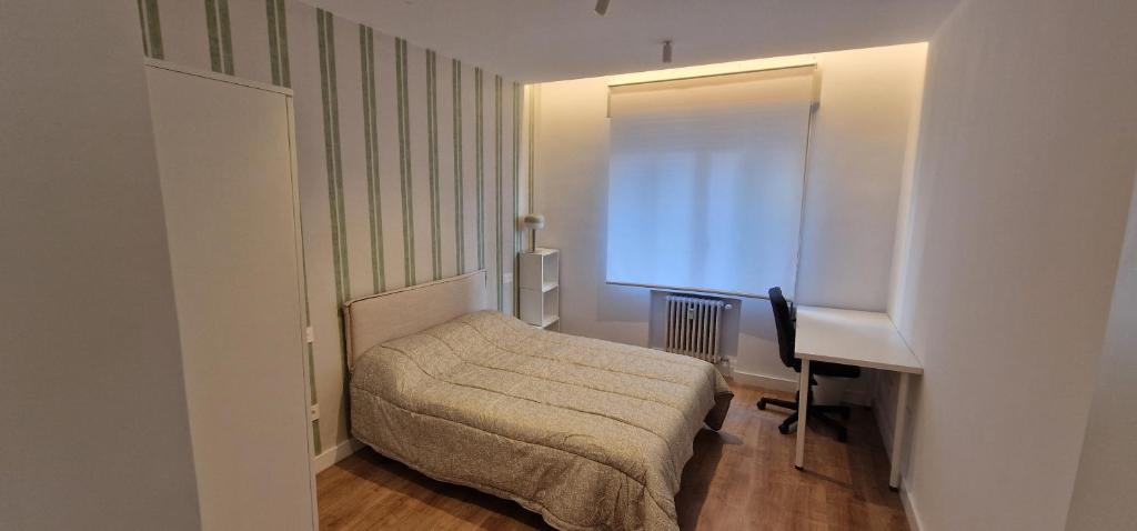 Aloja Oviedo - Con 5 Hab - 3 baños - Wifi - 10 pax - VUT-7363-AS - 1