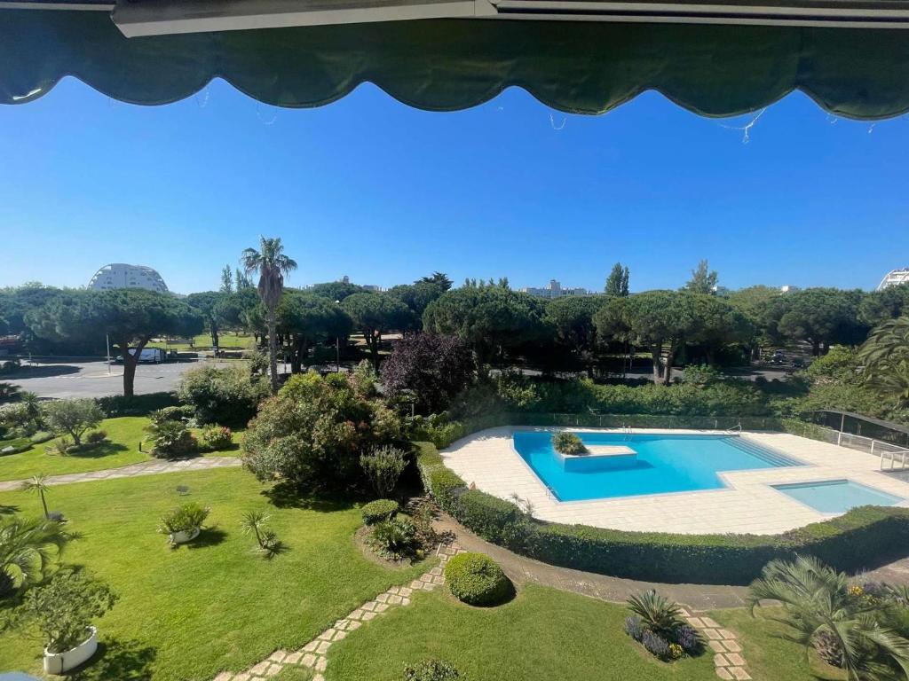 Studio Cabine avec Vue Piscine, Parking Privé - FR-1-328-274 - 2