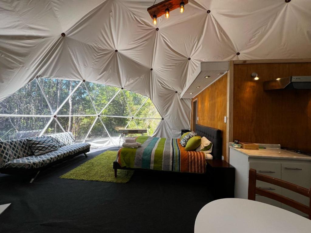 Domo Panigal, Hornopiren