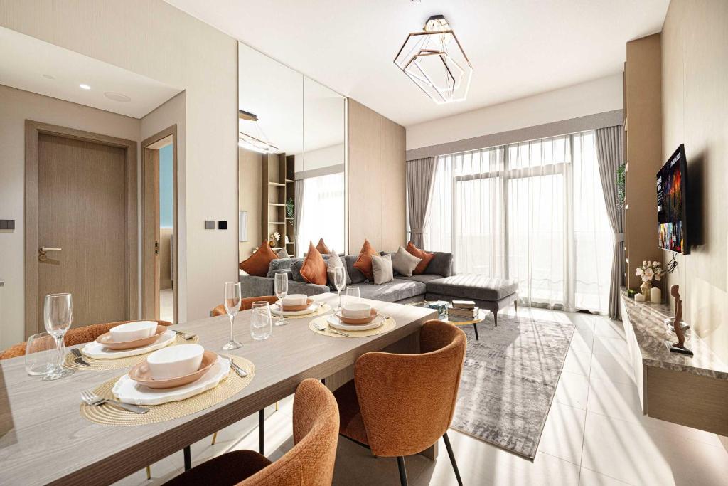 Modern 1-Bedroom Apartment with Luxurious Amenities in JVC, Dubái