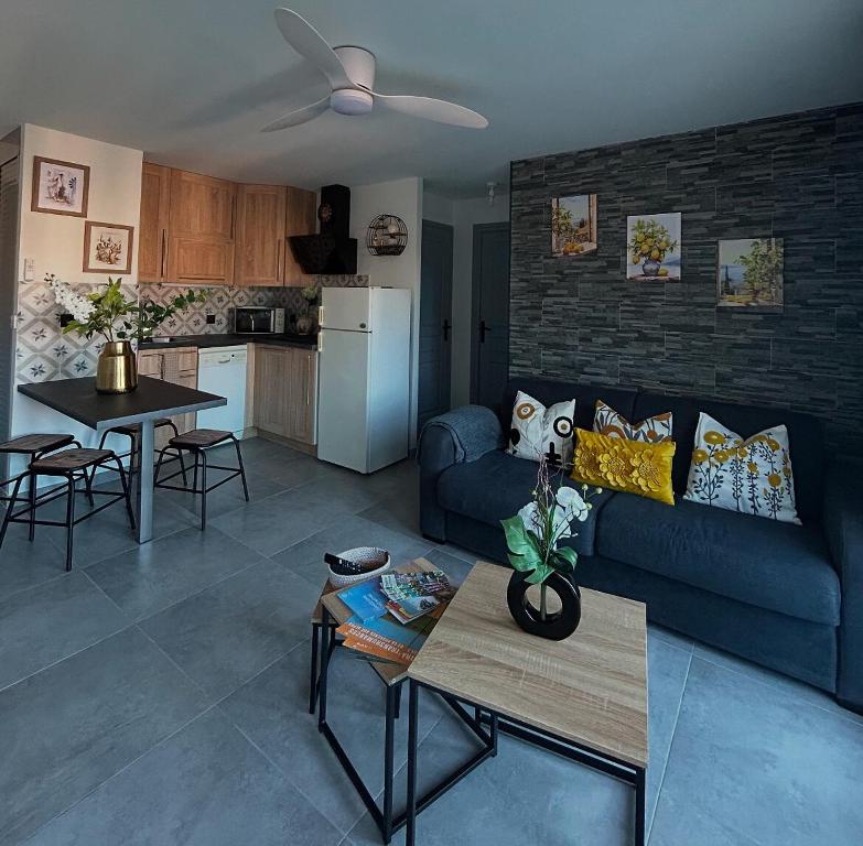 Appartement port Frejus - 5