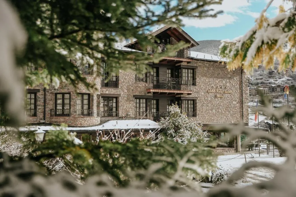 Abba Xalet Suites Hotel, Hotel in Sispony