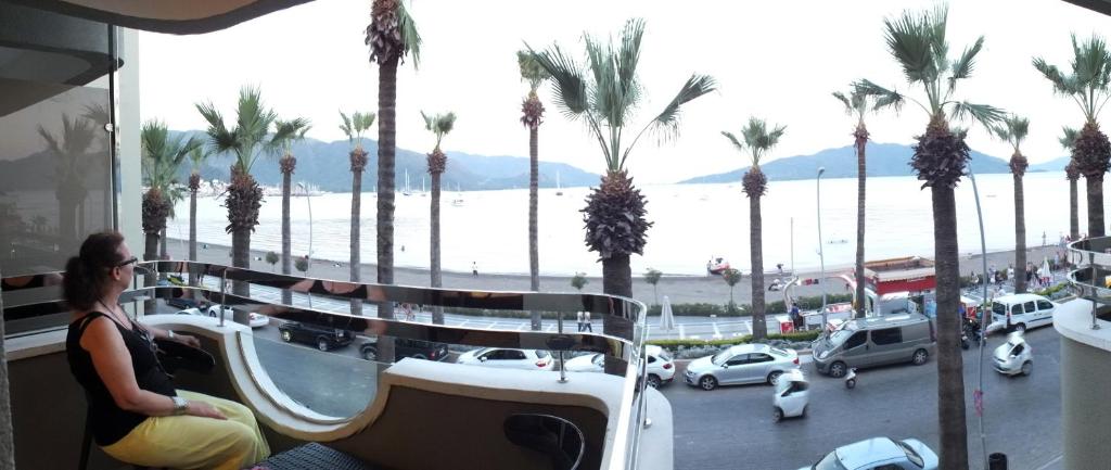 Candan Citybeach Hotel photo