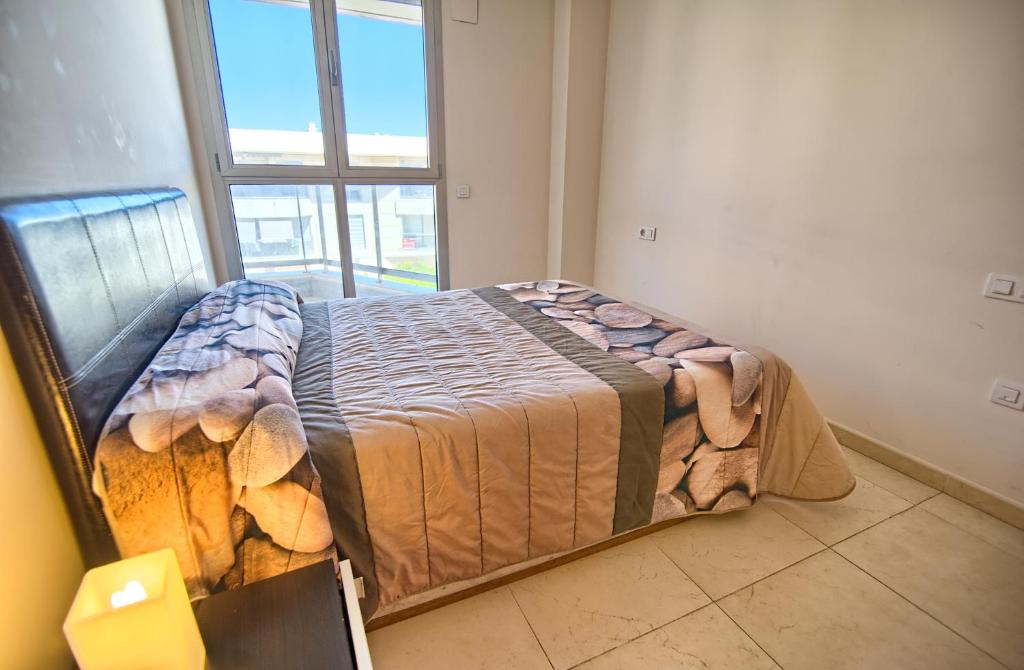 Valencia Beach Apartments photo