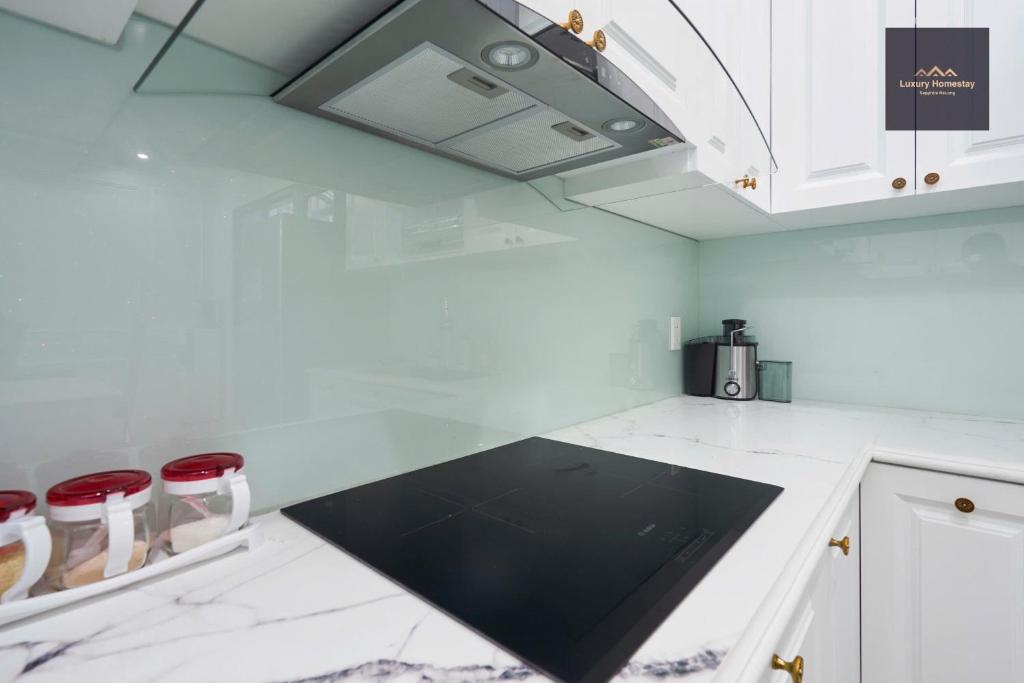 Luxury Homestay Vinhomes Dragonbay Hạ Long