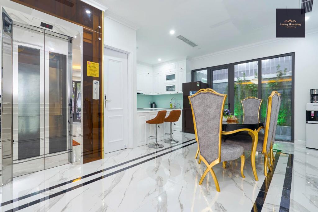 Luxury Homestay Vinhomes Dragonbay Hạ Long