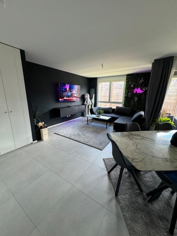 Modern apartment, Renens