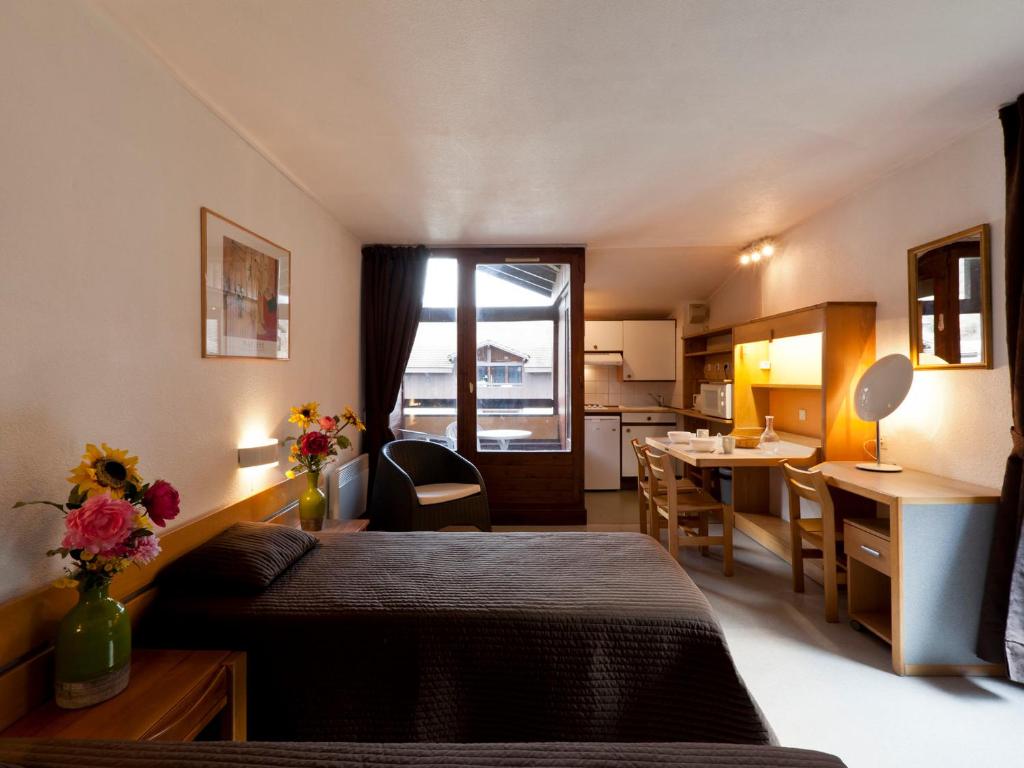 Studio lumineux avec balcon, WIFI et parking pour 4 personnes - 1