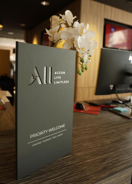 フロント・ロビー