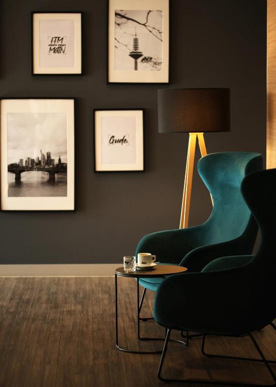 フロント・ロビー