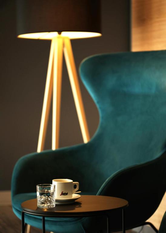 フロント・ロビー