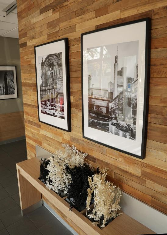 フロント・ロビー