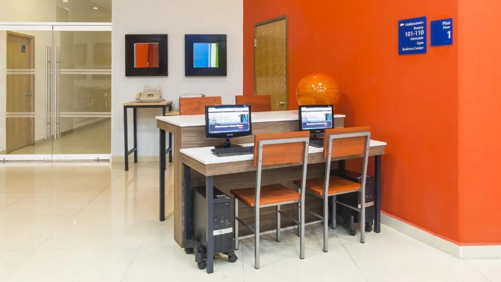 Holiday Inn Express Manzanillo by IHG, Hotel in Manzanillo