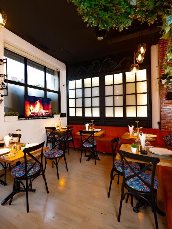 Restaurant, The Fourteen Luxury Boutique Hotel in Casablanca