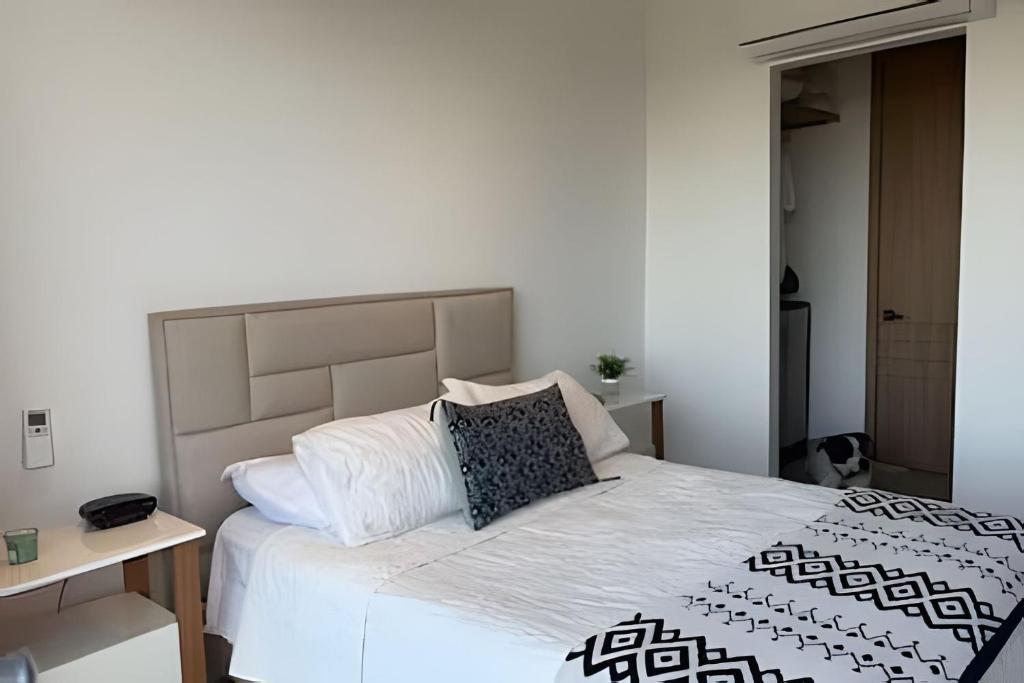 Apartamento con Laguna Cristalina Cartagena - 2