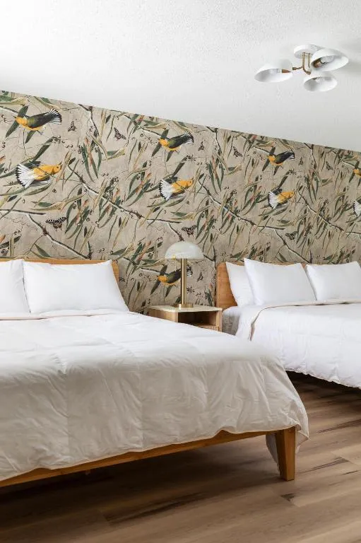 The Windmoor Lodge, hotel in Grayling