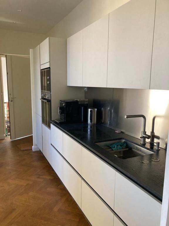 Wunderschöne Wohnung in Jugendstilvilla am Hafen - 3