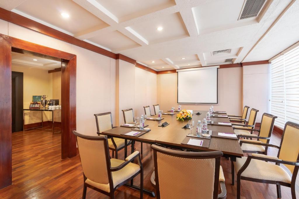 Tárgyalóterem/bálterem