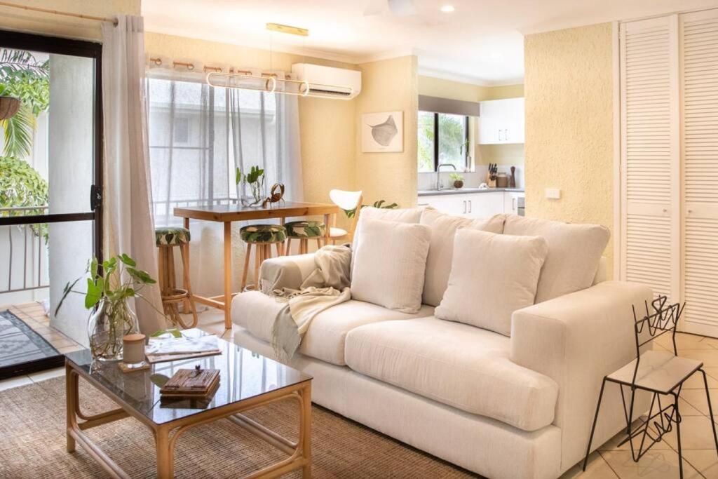 Rabbits Apartment in Paradise, Port Douglas