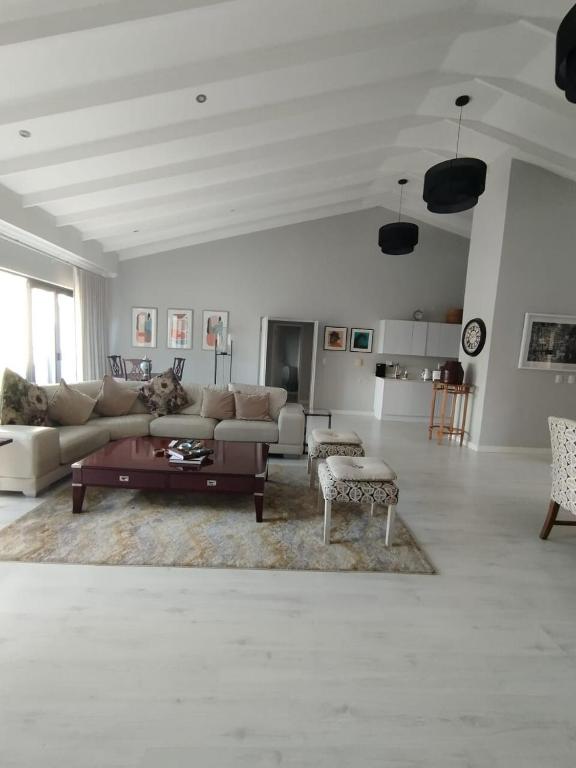 Sandton Penthouse, Johannesburg