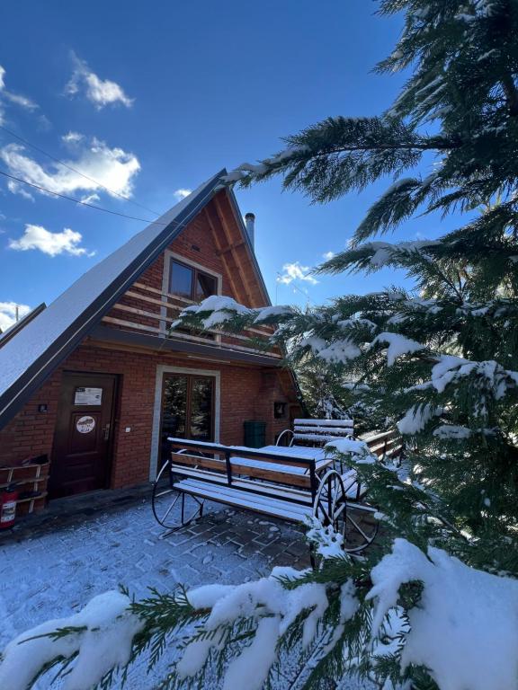 Villat Relax, Novoberdo