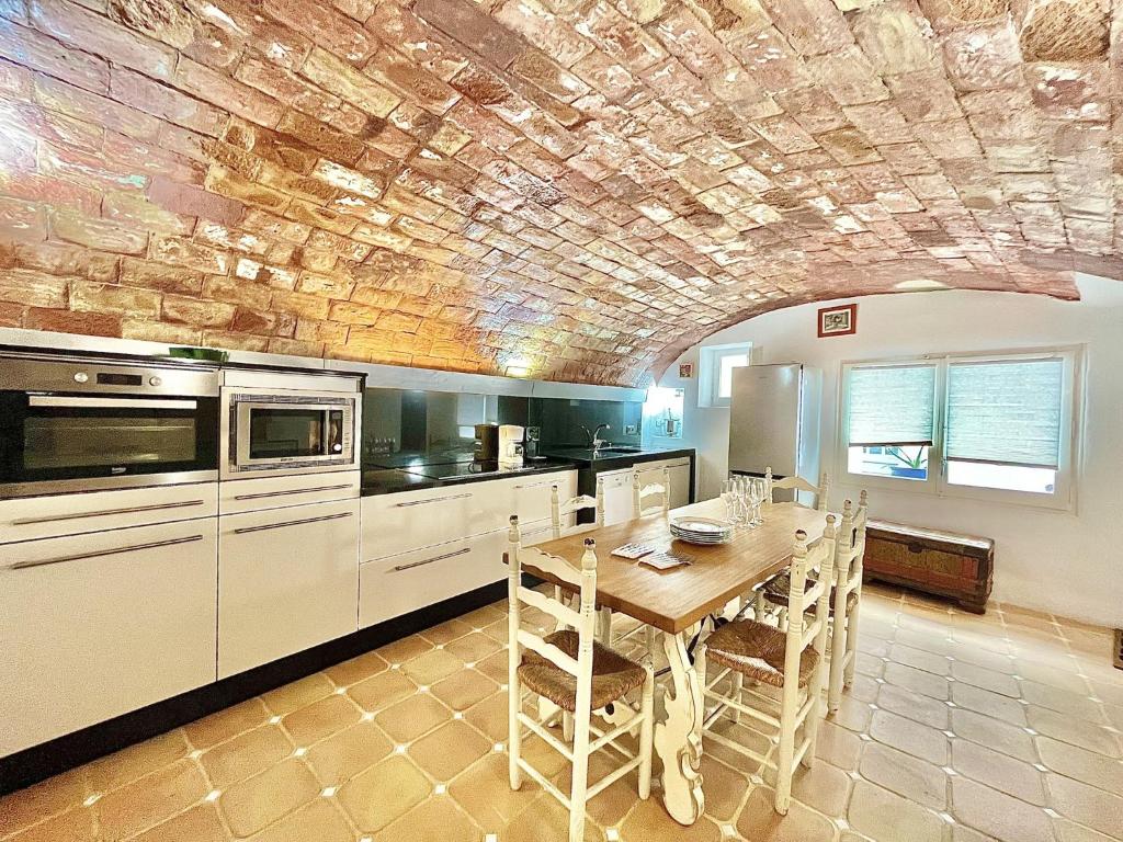 Townhouse in Rosas near Platja de Roses - 3