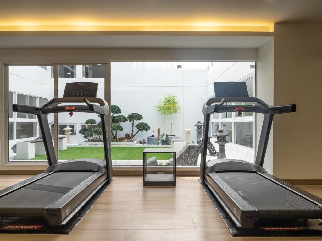 Fitness center