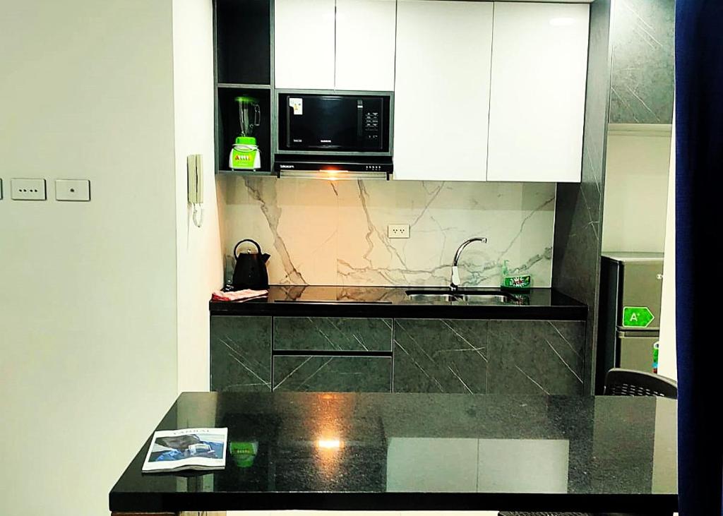 3G - Equipetrol con Estilo 1 Habitación con Balcón y TV 50 - 5