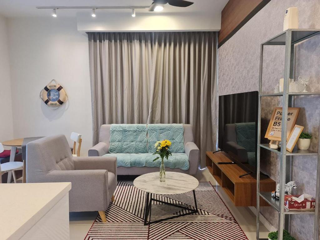Bique's Home - KL East, The Ridge - 3 Bedroom's Apartment, Kuala Lumpur