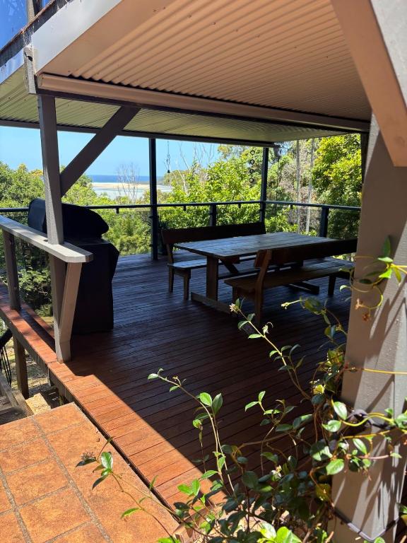 Sandbar views, Smiths Lake