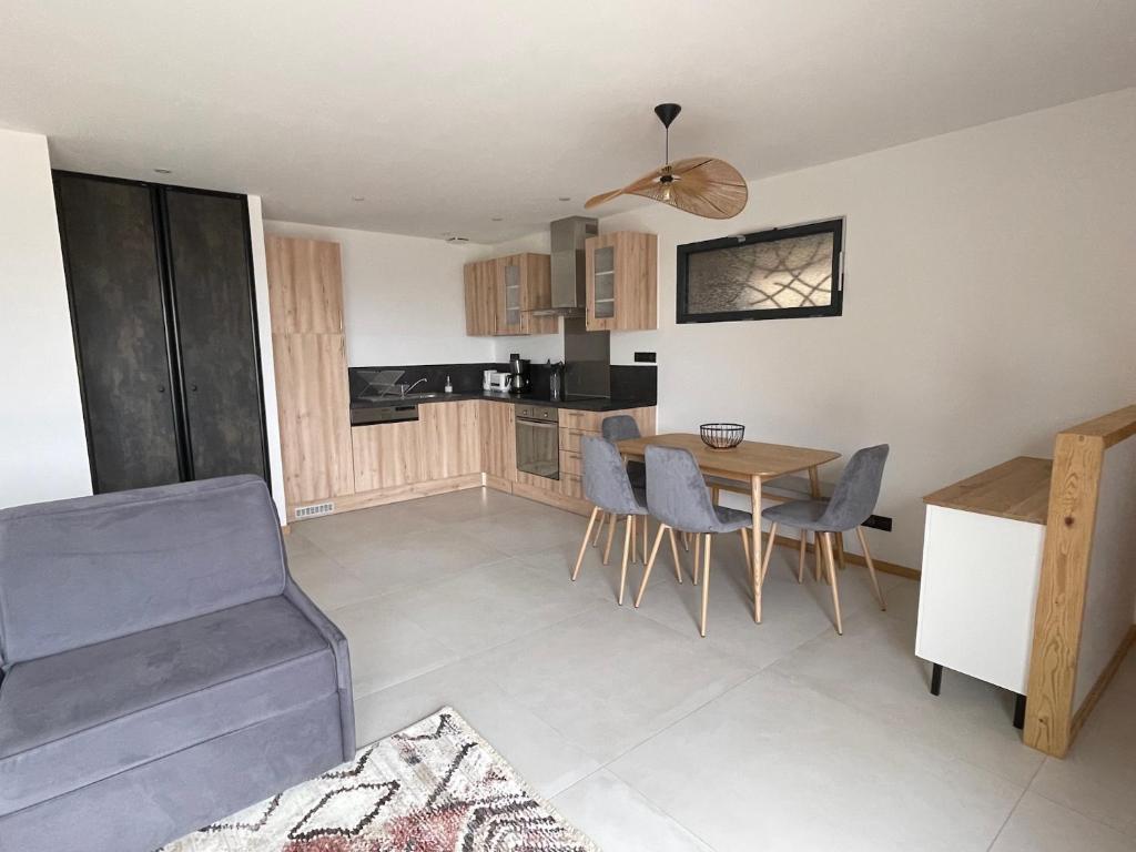 L'Esquirol Appart - Location T3 avec vue imprenable - Les Angles - 4