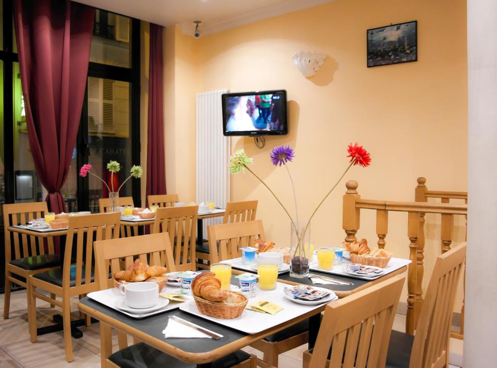 Food and beverages, Audran Hotel in Paris