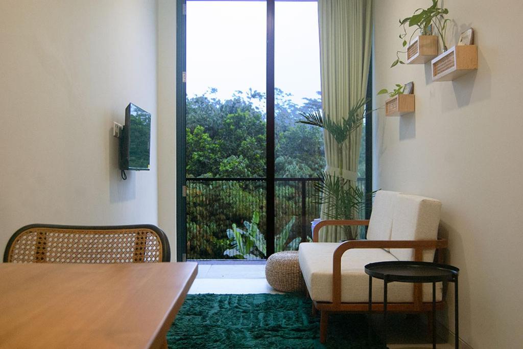 Lazespace 301 Homy Relax 2BR Unit Non-Smoking, Babakan Madang