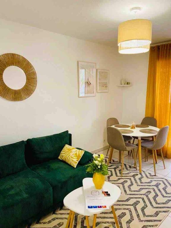 Charming apartment 100m from the beach - 1