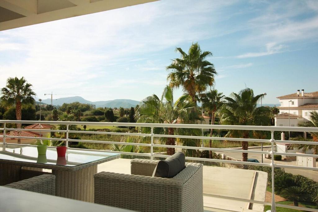 MET Oliva Nova apartment, Oliva