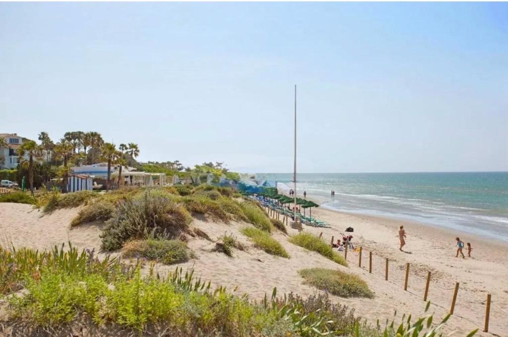 Marbella Pleasant Duplex by Elviria Las dunas beach - 4