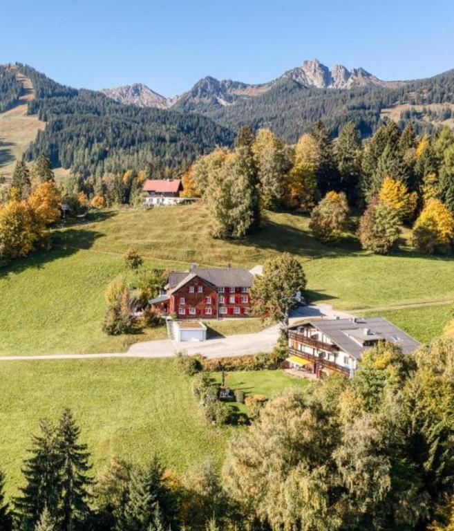 Ferienwohnung Tschengla mit eigener Sonnenterrasse - Wiese - Wlan - 2