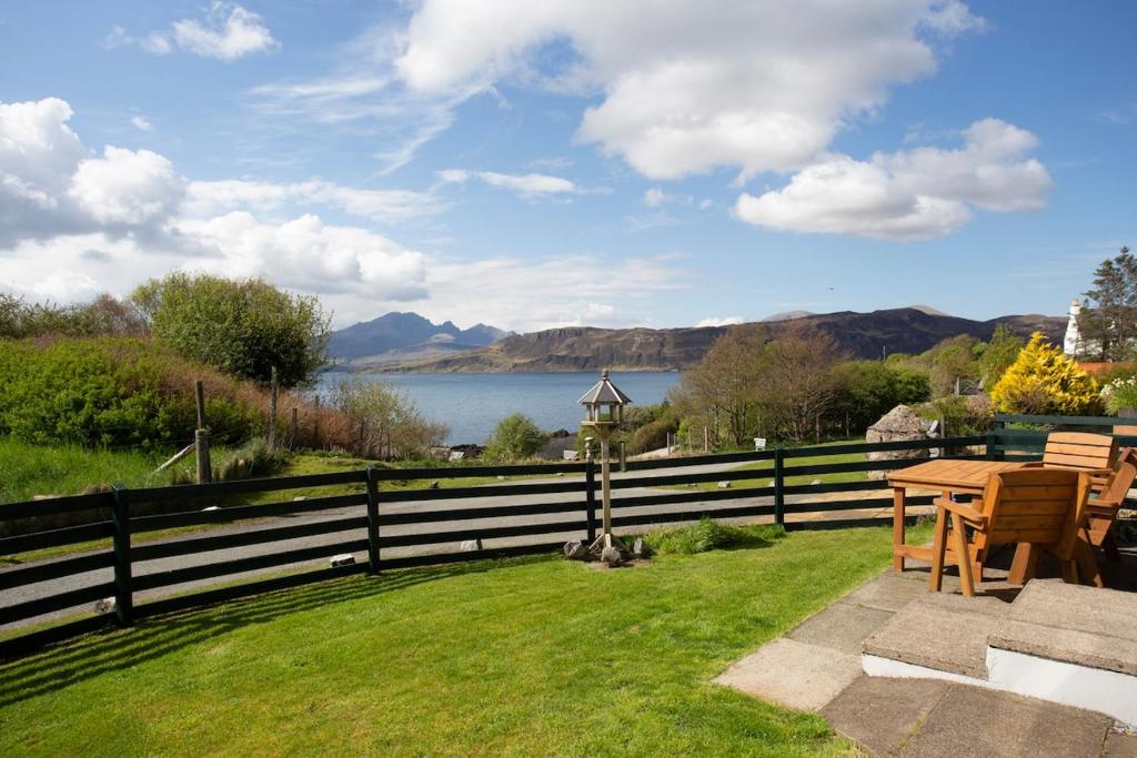 The Hirsel on Skye, Ord