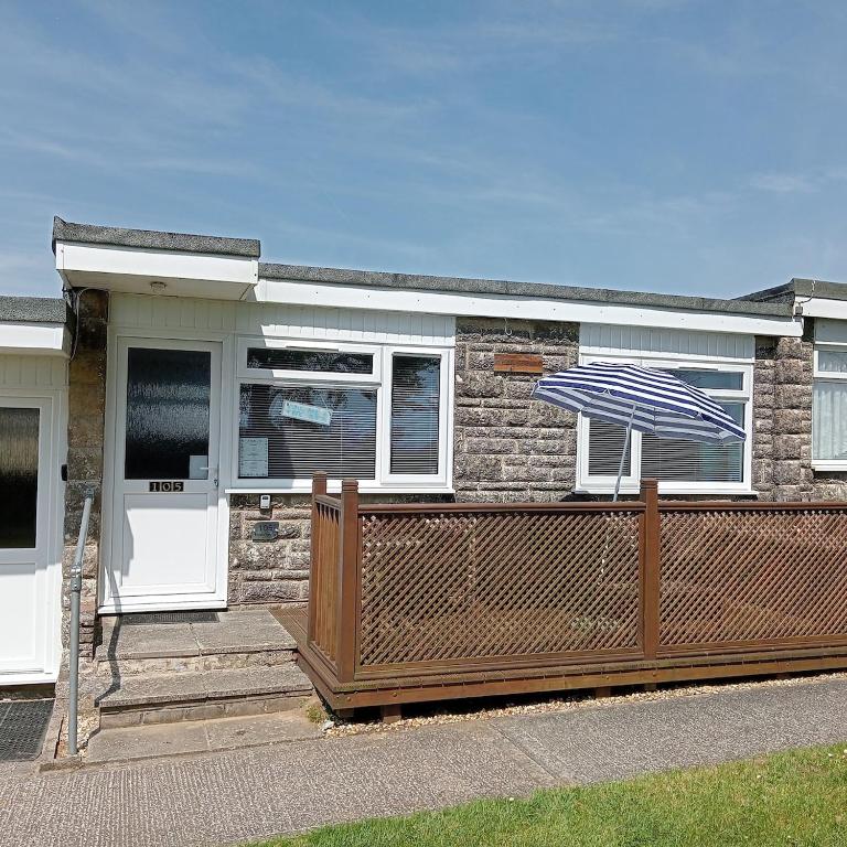 Fossils Retreat, Sandown