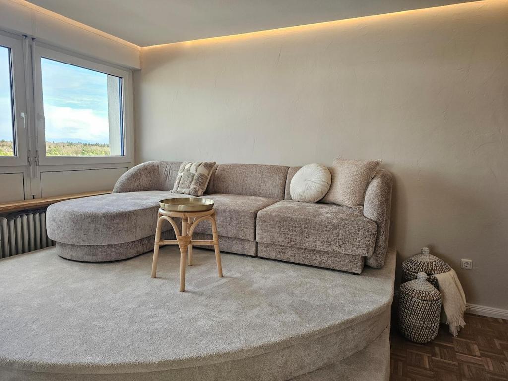 Stylish Forest View - Apartment - 3