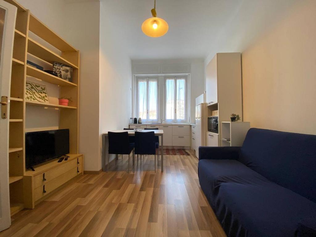 Elegant & Chic Navigli Apartment - 2
